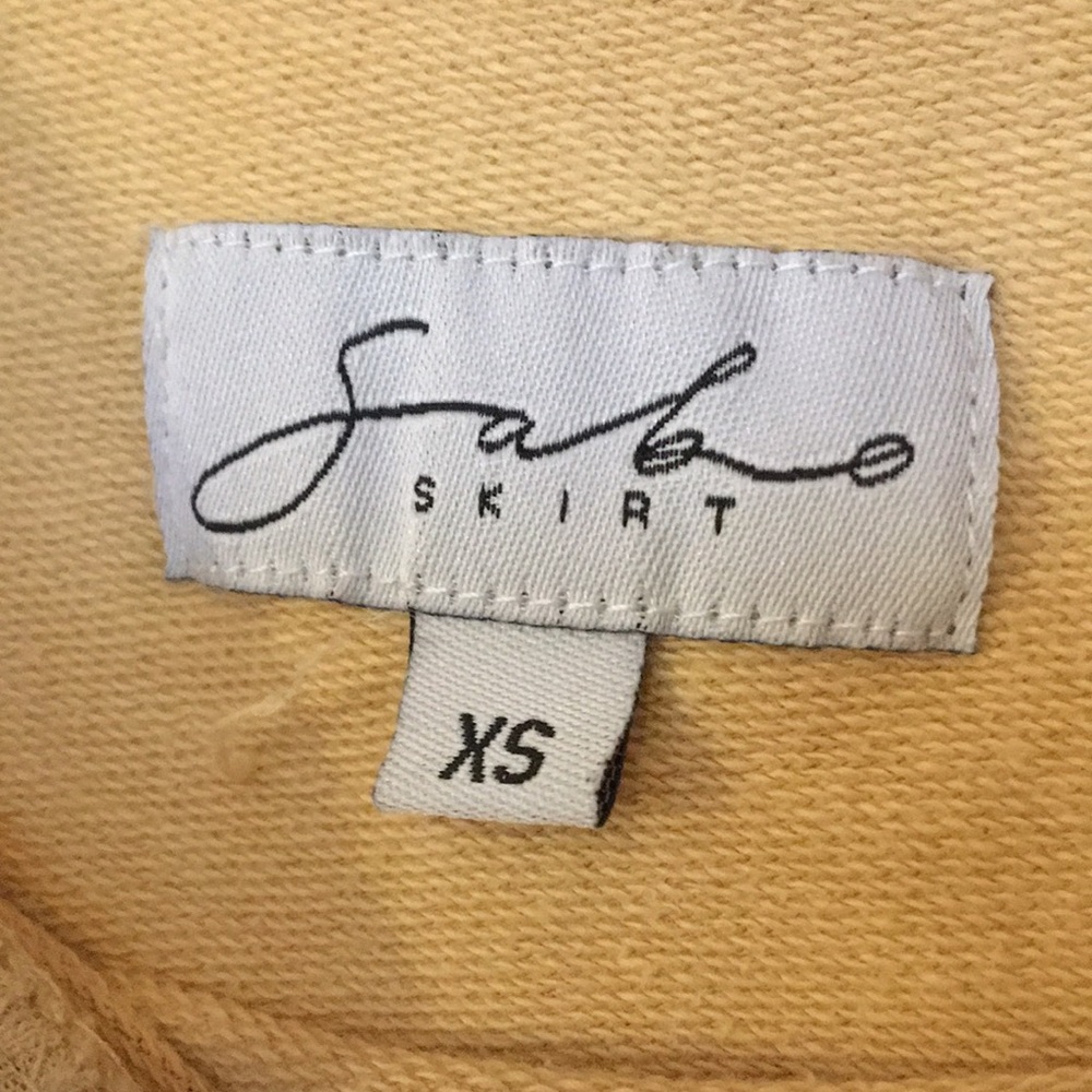 Sbo Skt. Beige Cropped Sweatshirt & Shorts Set Xs / Small Woman’s 0/2/4 View 5